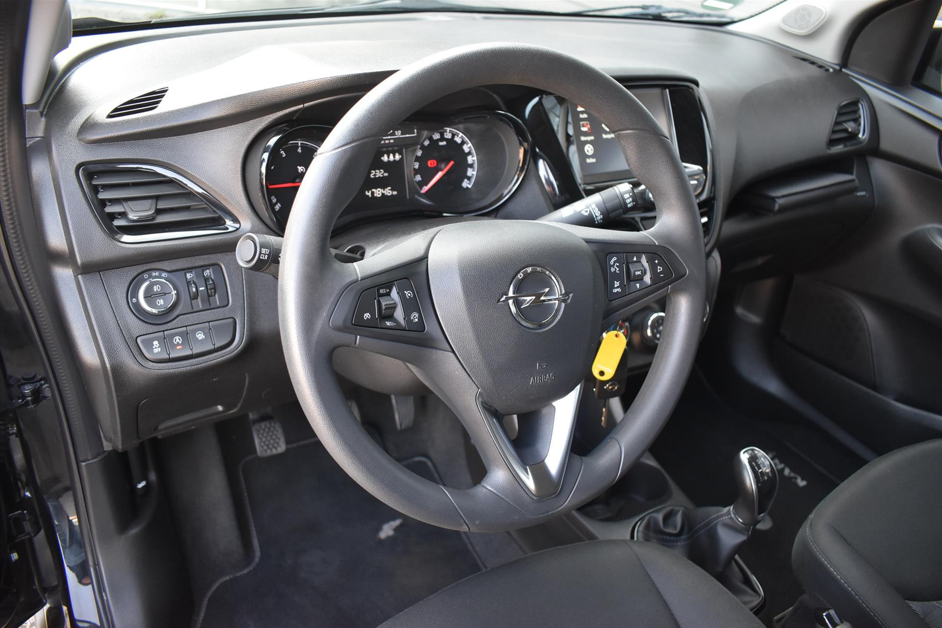 45012377-19.jpg