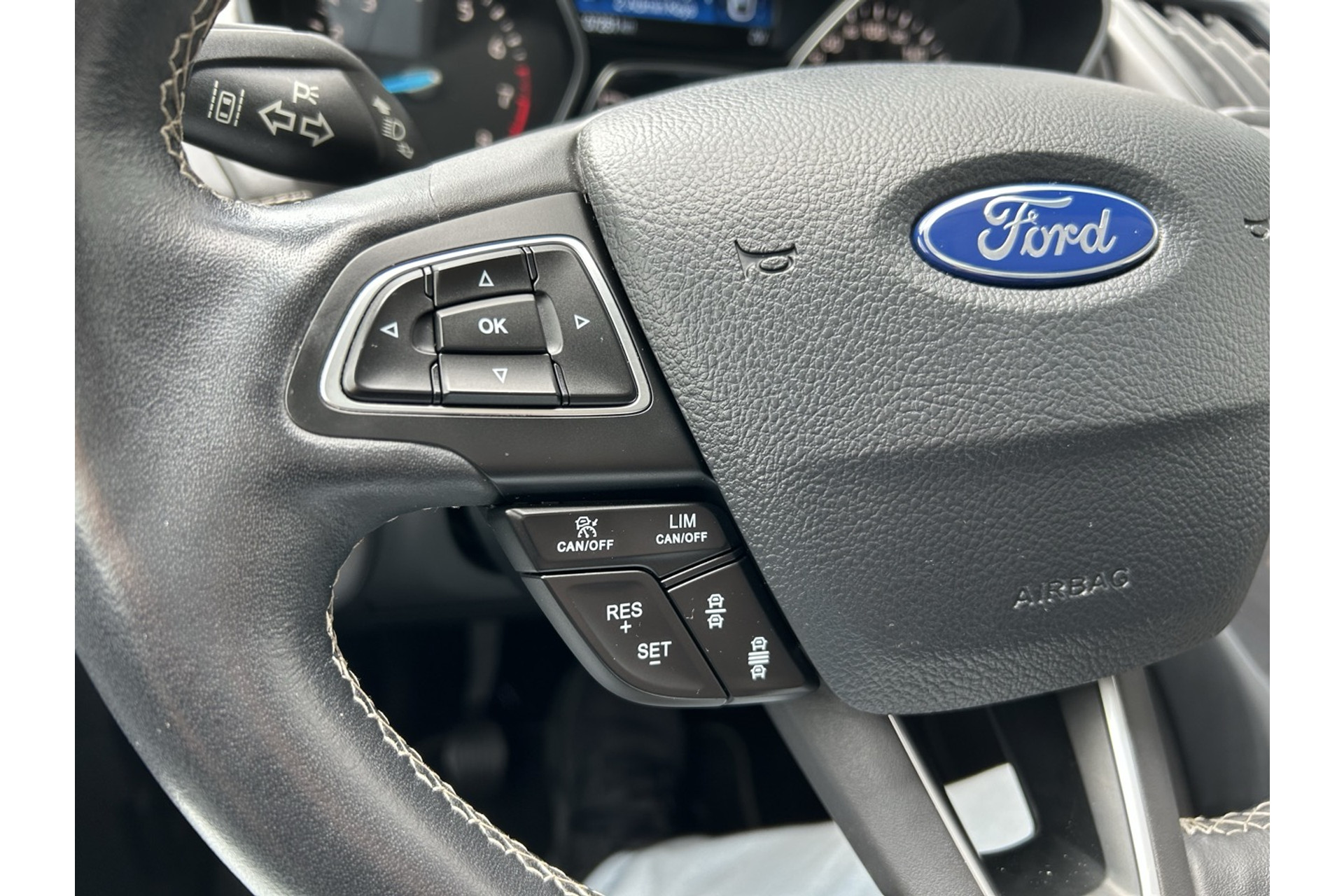 46200051-37.jpg